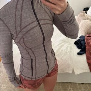 Lululemon Define jacket luon size 6
